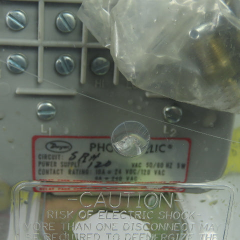 Dwyer Photohelic Gage 120VAC 0-2" Of Water 25PSI
