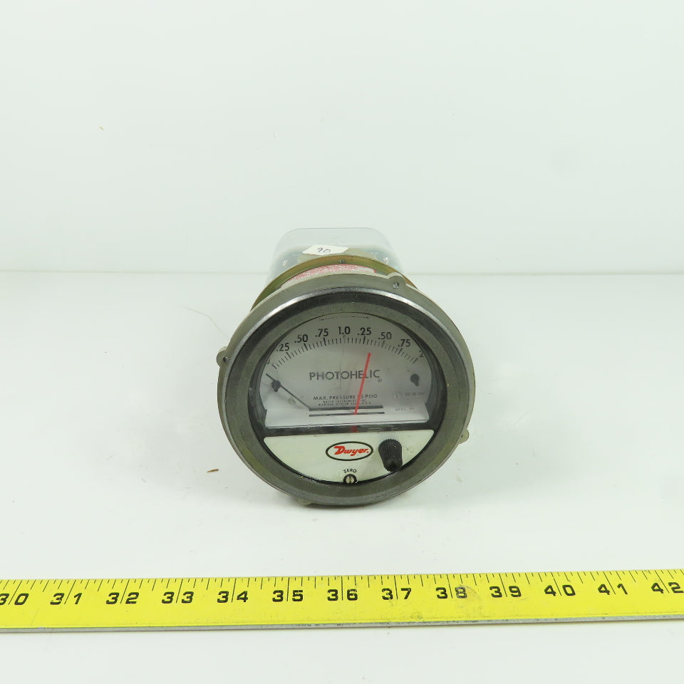 Dwyer Photohelic Gage 120VAC 0-2" Of Water 25PSI