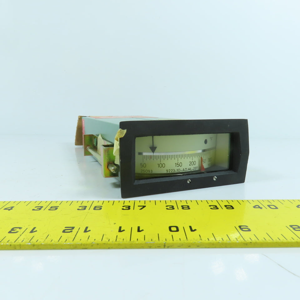 Versatile 9223-10-AJ-HL-23T Panel Mount Temperature Gauge 50-300°F