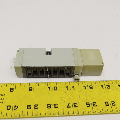 Numatics 122BA4Z2MN00061 5/2 Position Pneumatic Direction Control Valve 24VDC