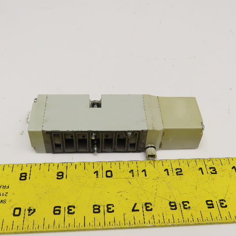 Numatics 122BA4Z2MN00061 5/2 Position Pneumatic Direction Control Valve 24VDC