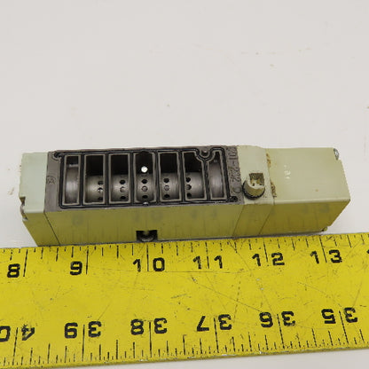 Numatics 122BA4Z2MN00061 5/2 Position Pneumatic Direction Control Valve 24VDC