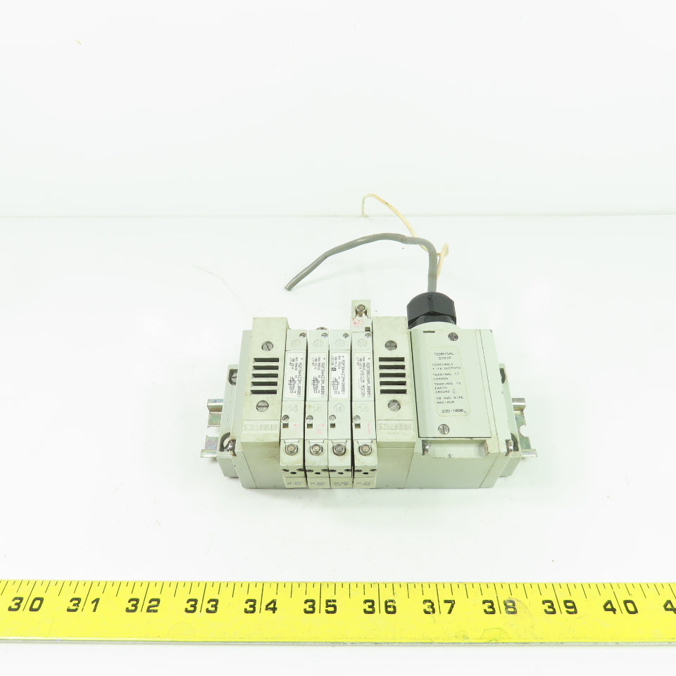 Numatics R2FBW4Z3ML00061 Pneumatic Solenoid Valve Manifold Block 100PSI 24VDC