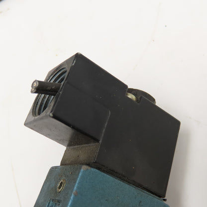 MAC 724C-12-PI-111CA 2 Position Pneumatic Valve Lot Of 3 Parts/Repair