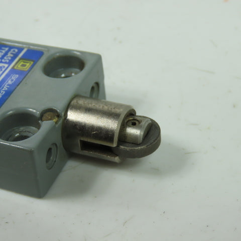 Square D MS02S0054 Ser B Limit Switch Roller Plunger Class 9007 250VAC