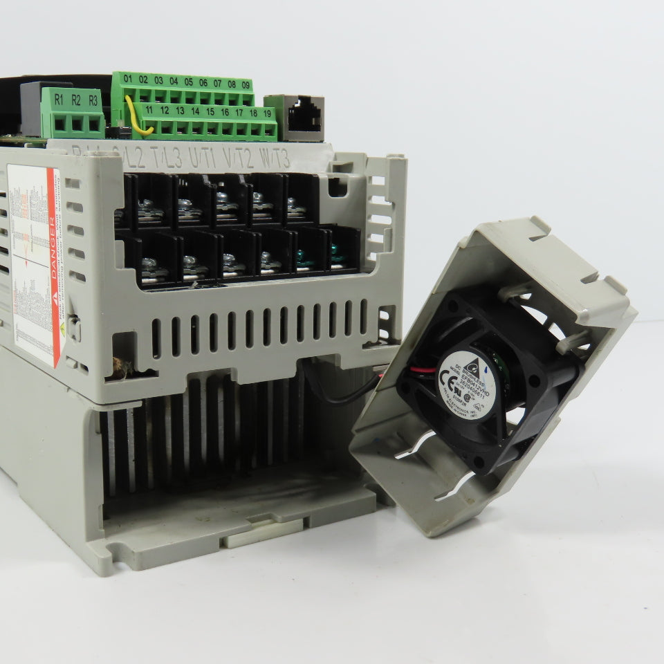 Allen Bradley 22B-D2P3N104 Ser A 0.75kW/1HP AC Drive 380-480V 3PH (Parts/Repair)