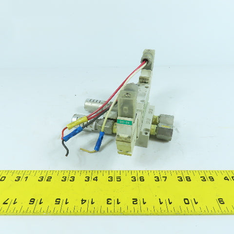 CKD 4GB330R-08-B-3 Pneumatic Directional Control Valve 0.2-0.7MPa 24VDC