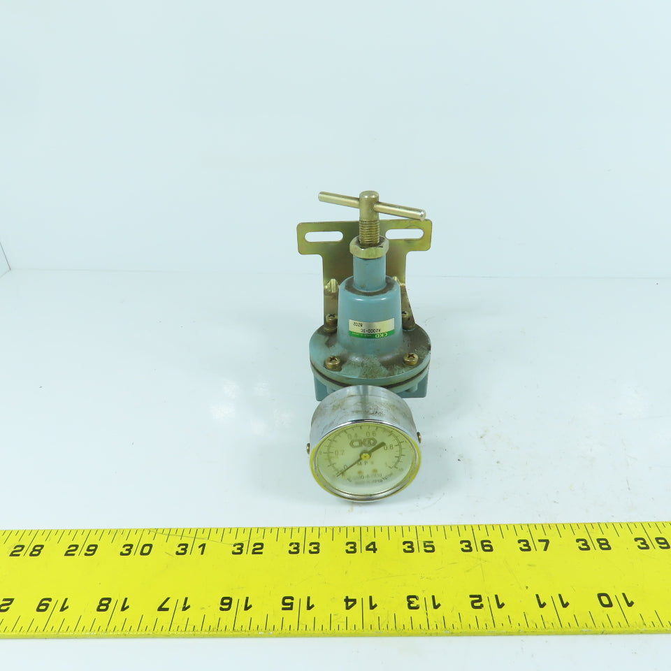 CKD A2000-3C Pneumatic Air Pressure Regulator 1/4" 0.03-0.83MPa W/ Gauge