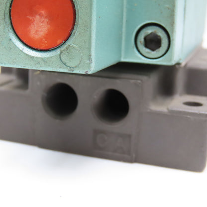 Numatics 1JDPA4 Junior Series Air Piloted Pneumatic Power Valve 1/8" NPT