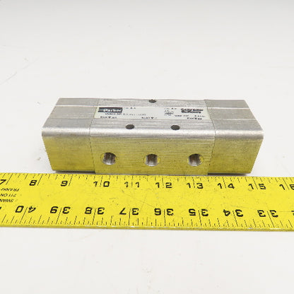 Parker 5350511000 5/2 Position Air Piloted Control Valve 200PSI 1/4" NPT