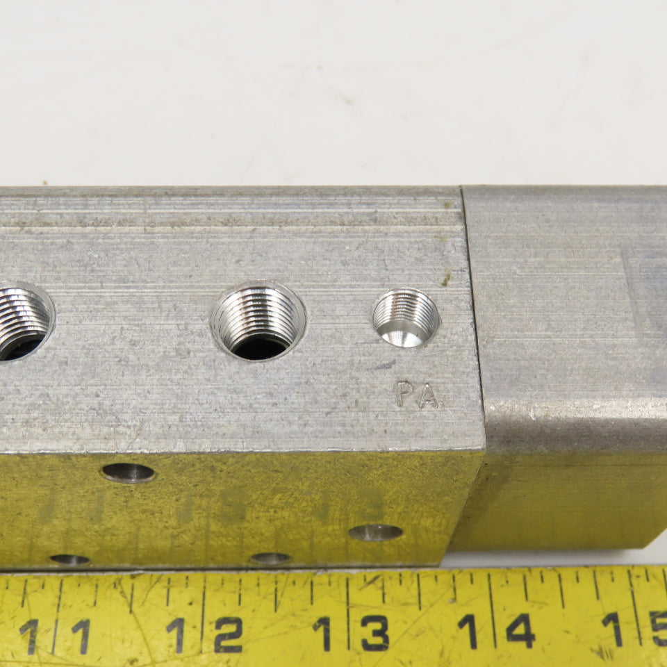 Parker 5350511000 5/2 Position Air Piloted Control Valve 200PSI 1/4" NPT
