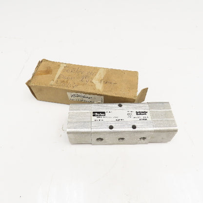 Parker 5350511000 5/2 Position Air Piloted Control Valve 200PSI 1/4" NPT