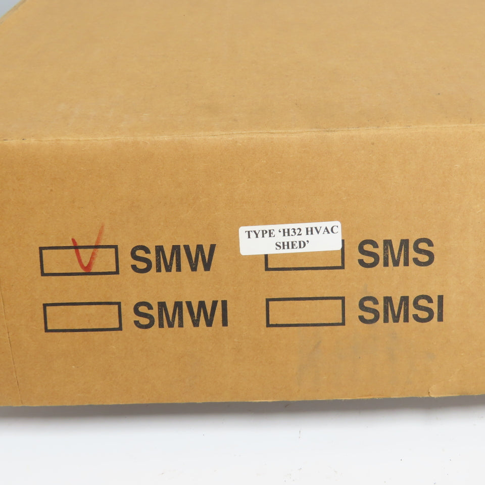 AZZ Rig-A-Lite H32 SMW Hazardous Light Fixture Outlet Cover Box