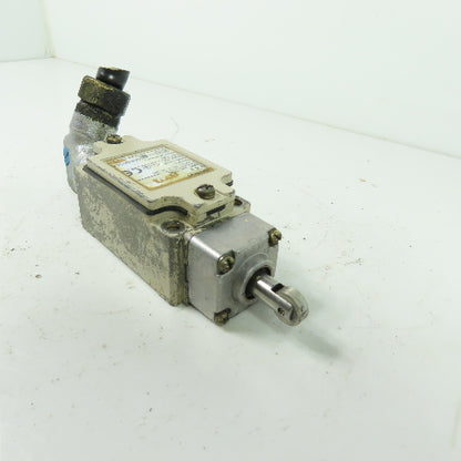 D4B-117 Limit Switch Roller Plunger 2A 400V