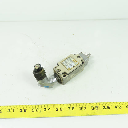 D4B-117 Limit Switch Roller Plunger 2A 400V