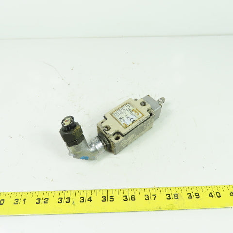 D4B-117 Limit Switch Roller Plunger 2A 400V
