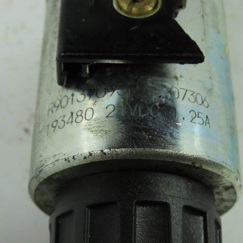 Rexroth 4WE 6 E62/EG24N9K4/V 4/3 Position Solenoid Valve Closed Center 24VDC
