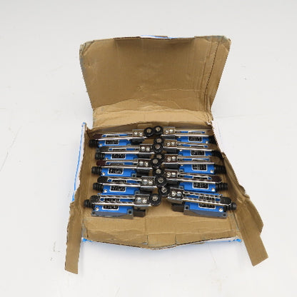 Unbranded ME-8108 5A 250VAC 115VDC Rocker Arm Cam Roller Limit Switch Lot Of 10