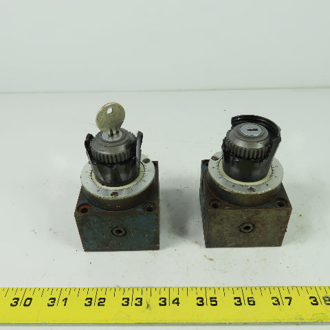 Rexroth 2 FRM 5-32/3 Q Keyed Hydraulic Flow Control Valve Parts/Repair Lot Of 2