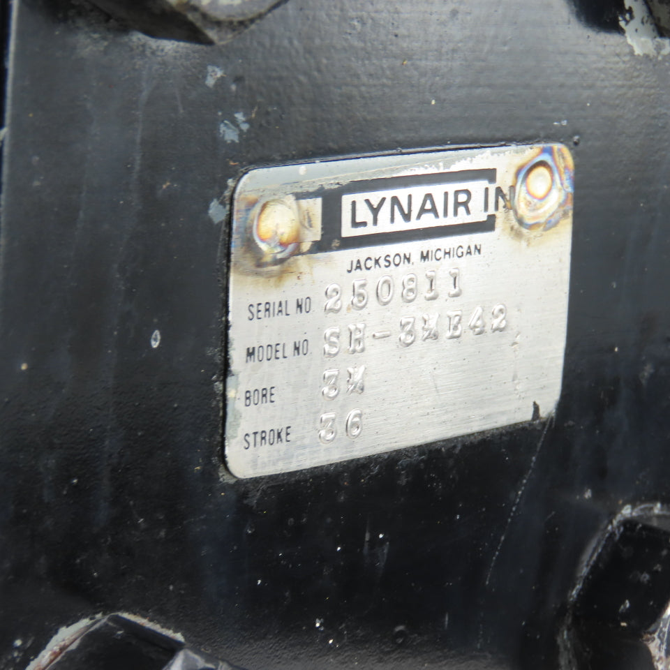 Lynair Double Acting Trunnion Mount Hydraulic Cylinder 36" Stroke 3-1/4" Bore