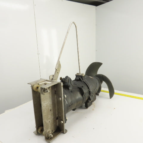 Wilo EMU TR50-2.40-4/8V 4.4HP 3-Blade Submersible Mixer W/Trolley (Parts/Repair)