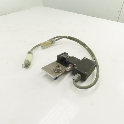 Schmersal AZ16-12ZVK Safety Interlock Switch 230V 4A (No Key) W/ Mounting Plate