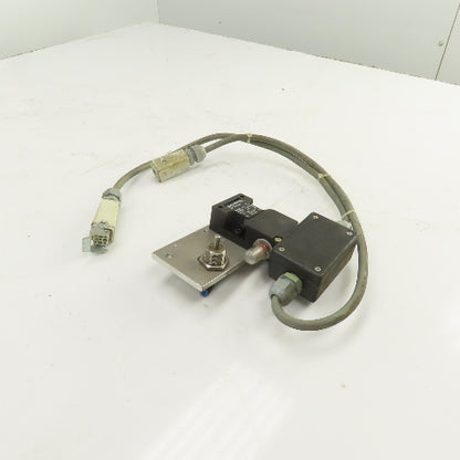 Schmersal AZ16-12ZVK Safety Interlock Switch 230V 4A (No Key) W/ Mounting Plate