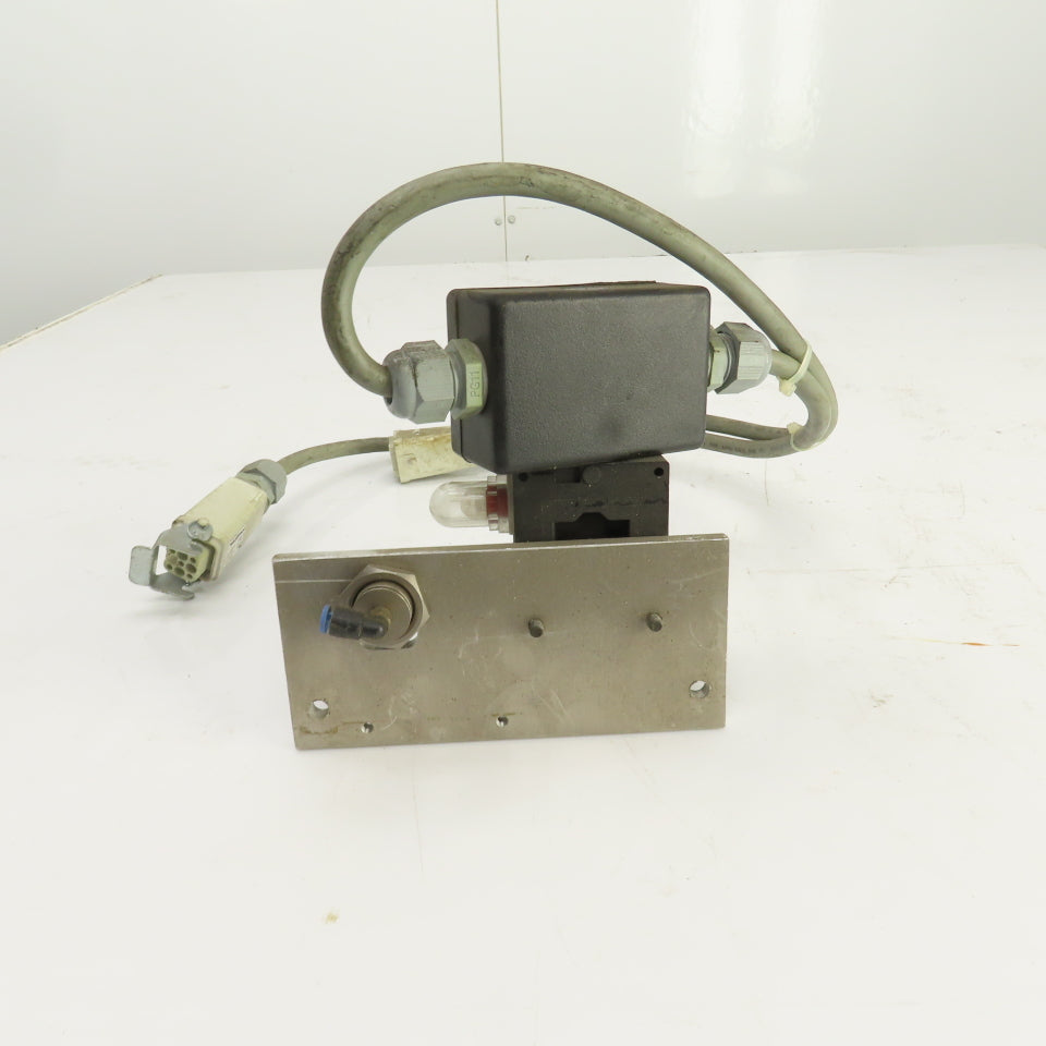 Schmersal AZ16-12ZVK Safety Interlock Switch 230V 4A (No Key) W/ Mounting Plate