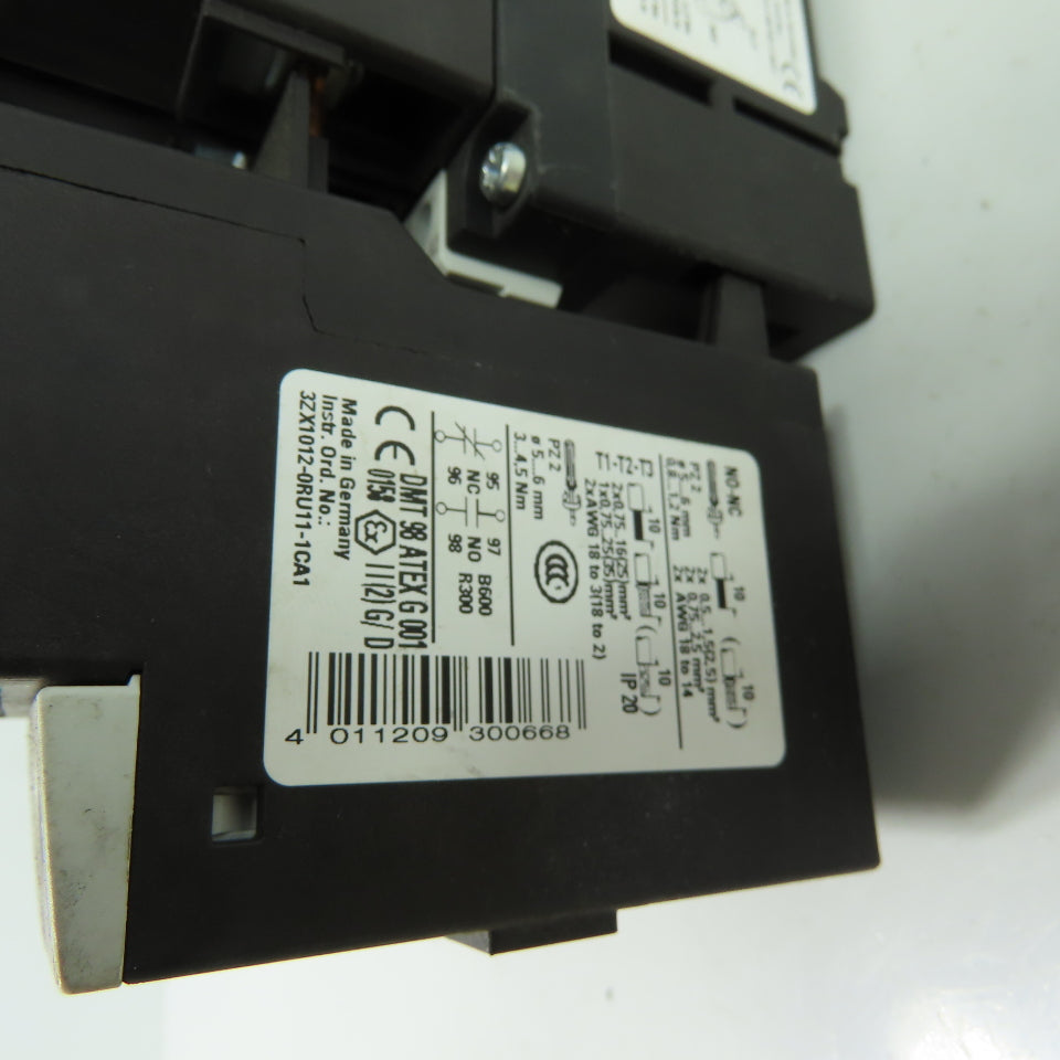 Siemens 3RT1034-1A 600VAC Motor Starter Contactor 110V Coil W/3RU1136-4EB0 Relay
