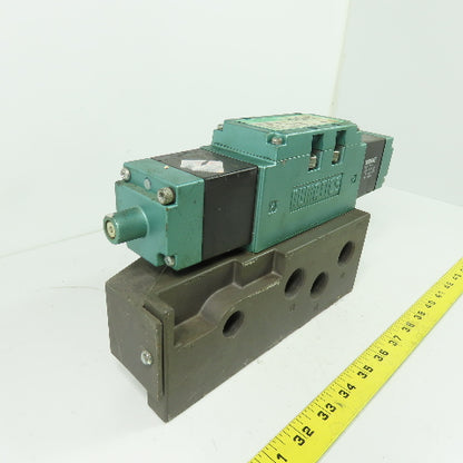 Numatics I34SS600K Pneumatic Solenoid Valve W/ Manifold 150PSI 120V .30A