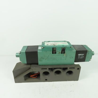 Numatics I35SS700K Pneumatic Solenoid Valve W/ Manifold 232PSI 120V .24A