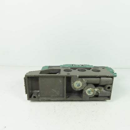 Numatics I35SS700K Pneumatic Solenoid Valve W/ Manifold 232PSI 120V .24A