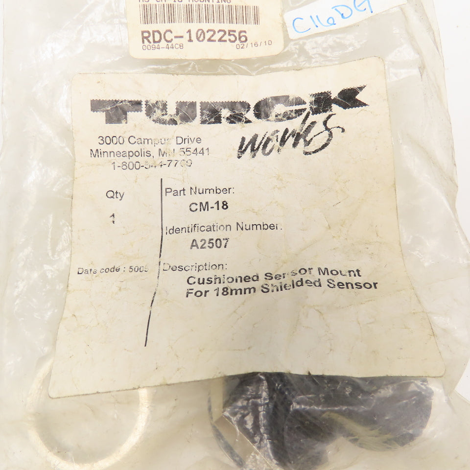 Turck CM-18 18mm Cushioned Sensor Mount Lot Of 2