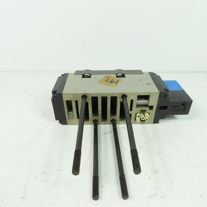 SMC VSS8-8-FG-S-3EZ-V1-X6 Pneumatic Solenoid Valve 1.0MPa 21-26VDC