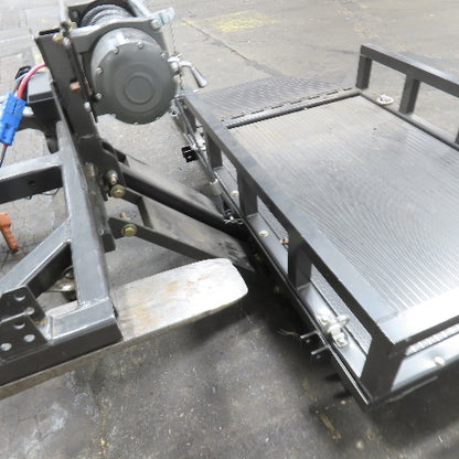 1200LB Capacity Winch Hitch Mount Wheelchair/Cart Ramp Lift 12V Remote Control