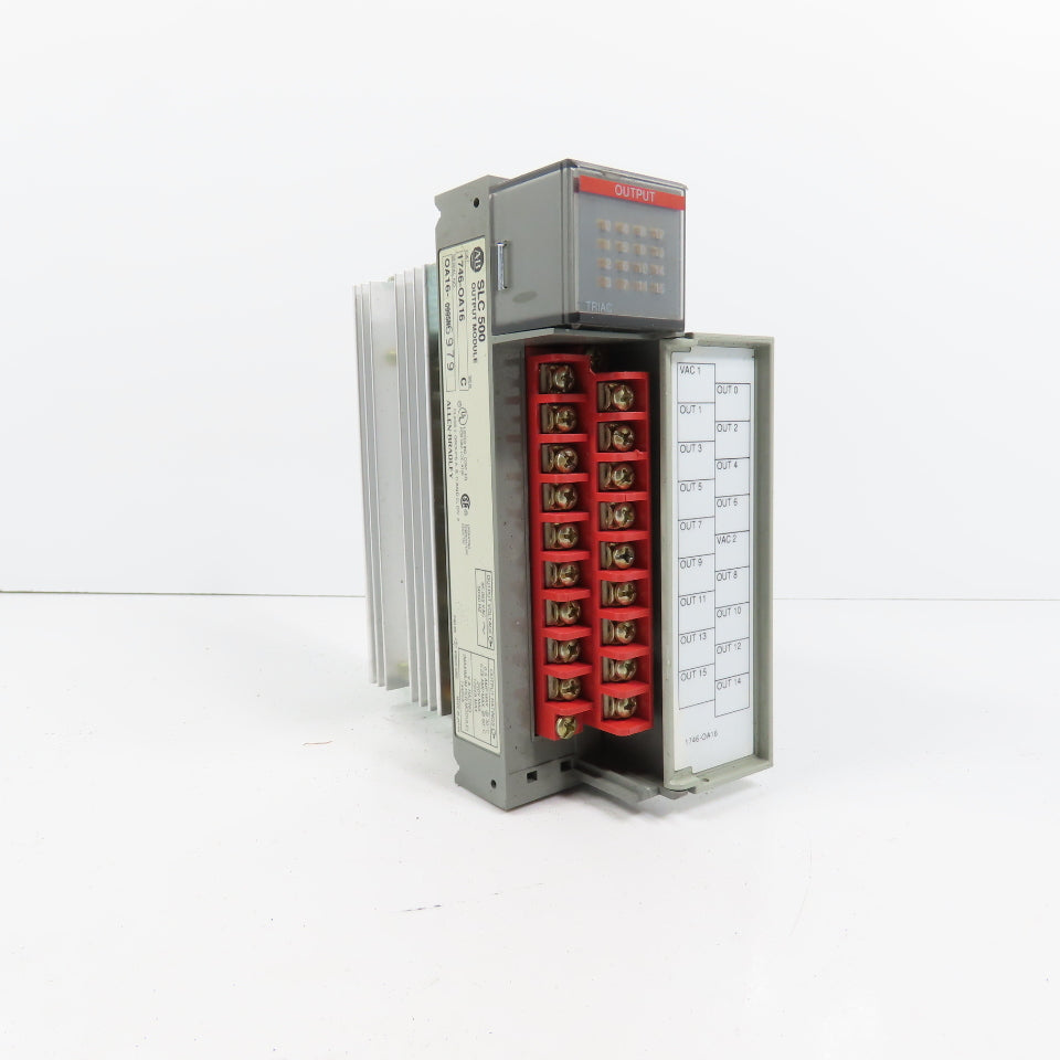 Allen Bradley 1746-OA16 Ser C SLC 500 Output Module (Clean) W/ Heatsink