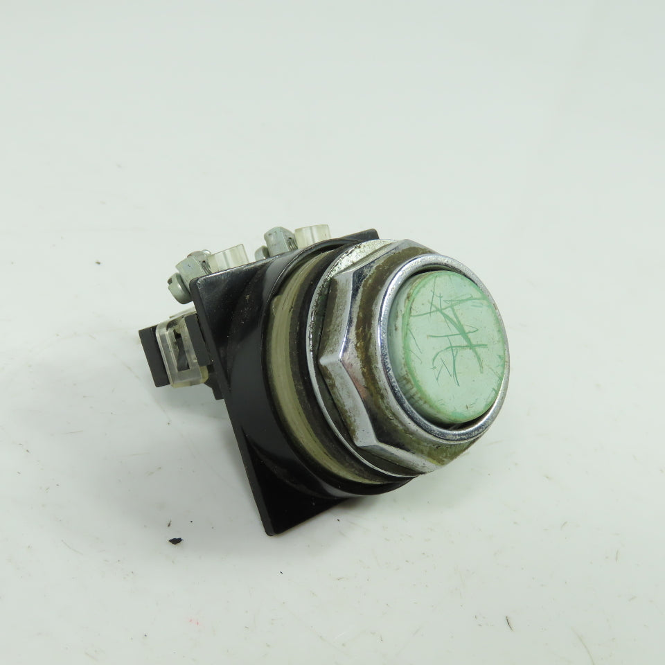 General Electric CR104P Momentary Contact Push Button Switch Green