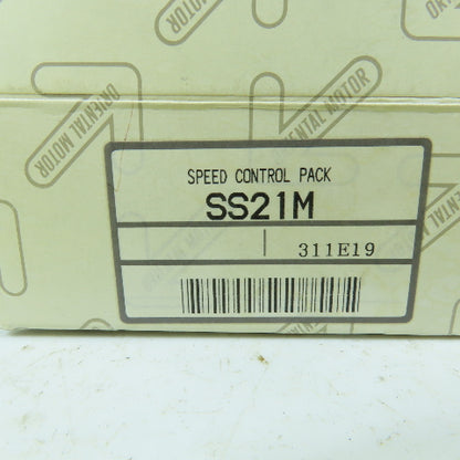 Oriental Motor SS21M Speed Control Pack & Socket 100VAC 1.5A W/ PAVR-20KY NEW