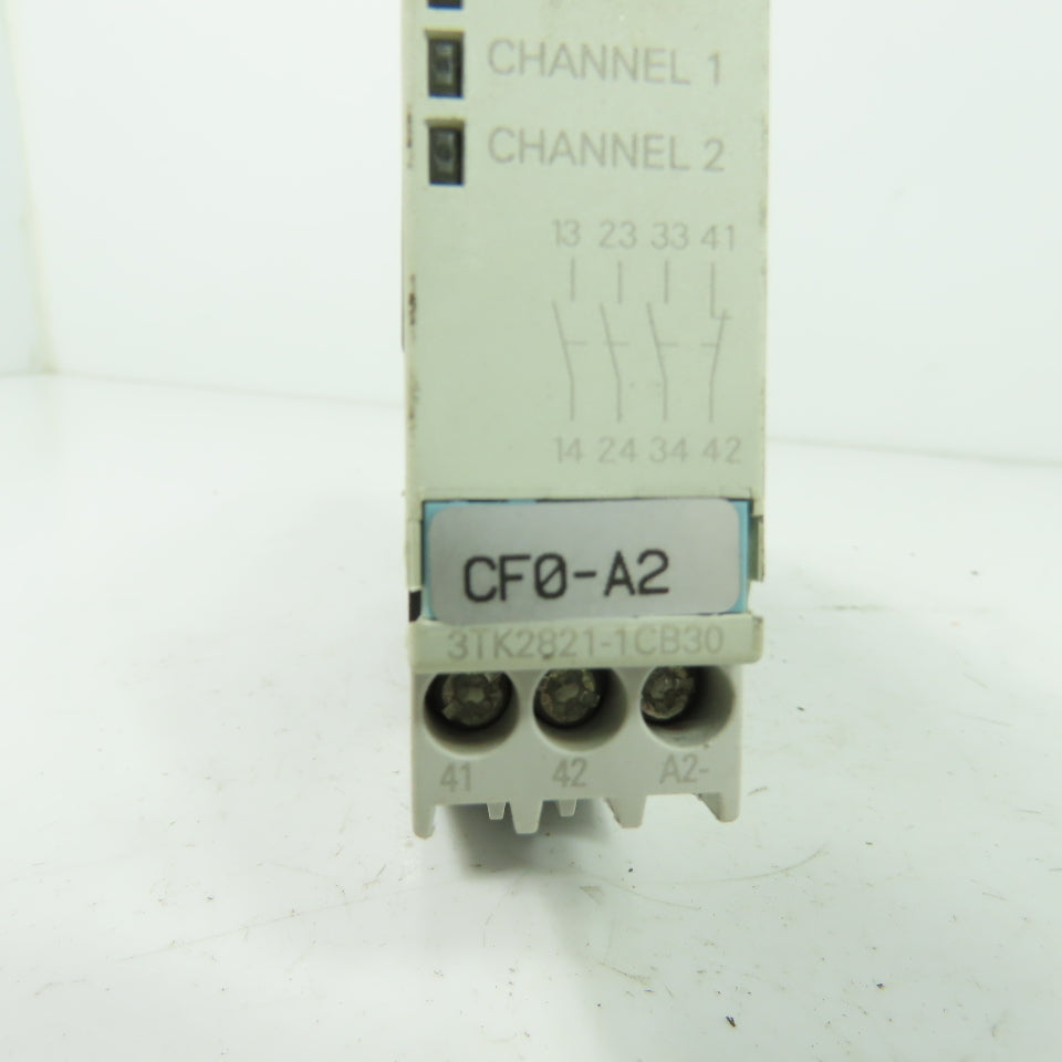Siemens 3TK2821-1CB30 Siguard Safety Relay 24V AC/DC 1kA