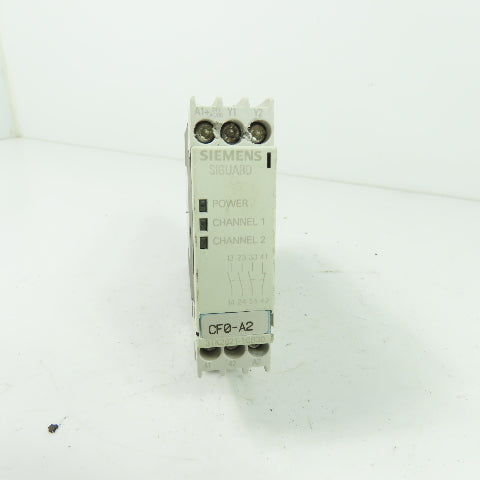 Siemens 3TK2821-1CB30 Siguard Safety Relay 24V AC/DC 1kA