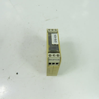 Lutze RE4-0732 Mini Compact Relay Module 24V AC/DC In 250VAC/300VDC 5A Out
