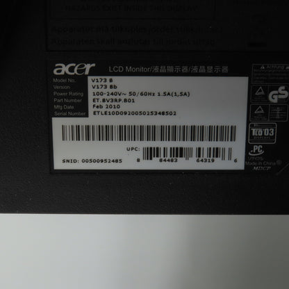 Acer V173B 17" LCD Monitor 100-240VAC W/ Adesso ACK-730PB Keyboard & Cables