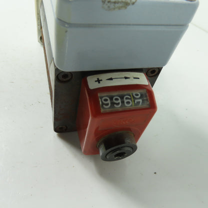 Siko D-79195 DA04-0507 Digit Position Indicator Counter W/ Electric Motor