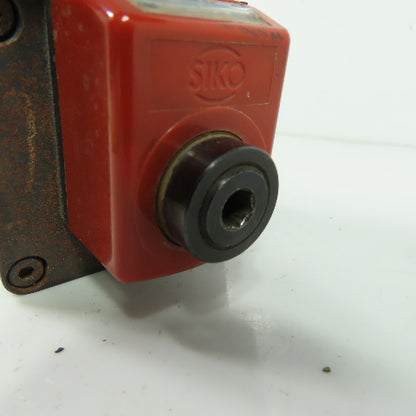 Siko D-79195 DA04-0507 Digit Position Indicator Counter W/ Electric Motor