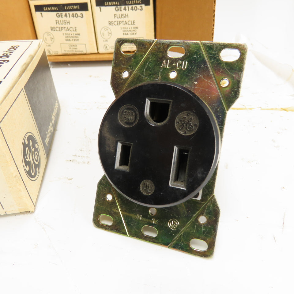 General Electric GE4140-3 Flush Receptacle 2-Pole 3-Wire 12V 50A Lot Of 10