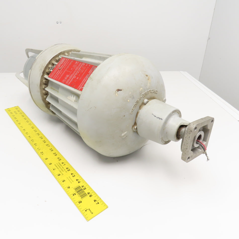 Crouse Hinds EVMA83401/MT Hazard Gard 120/208-240/277V 400W HID Luminaire