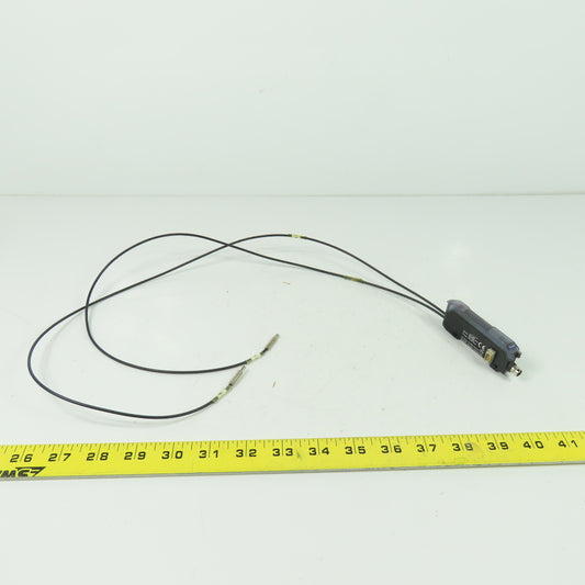 Keyence FS-V32CP Photoelectric Fiber Optic Amplifier 4-Pin 12-24VDC 100mA
