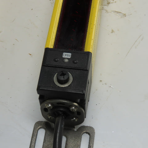 Omron MS4800B-20-0840-R Receiver W/MS4800B-20-0840-X Transmitter Light Curtain