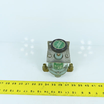 Beloit MC2-75-120B Compressed Air Regulator 60PSI Out 250PSI In 3/8" NPT