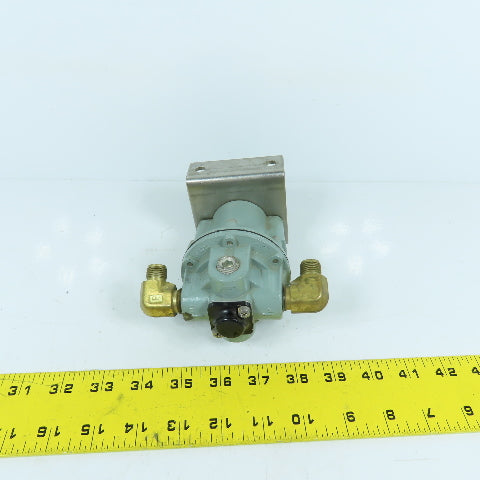 Beloit MC2-75-120B Compressed Air Regulator 60PSI Out 250PSI In 3/8" NPT